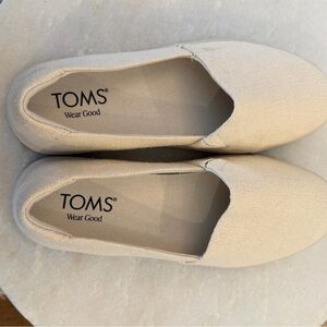 TOMS Kameron Slip-On Sneakers in Cream Vegan Women’s Size 7.5